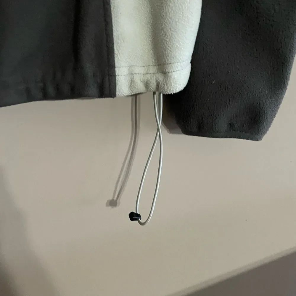 North Face jacket - Picture 7 of 8